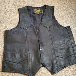 Genuine‎ Leather Black Biker Vest Mens  Size 42 Short Length V-Neck Pockets